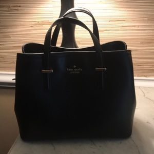 Kate Spade black grain leather RN 0102760 CA 57710